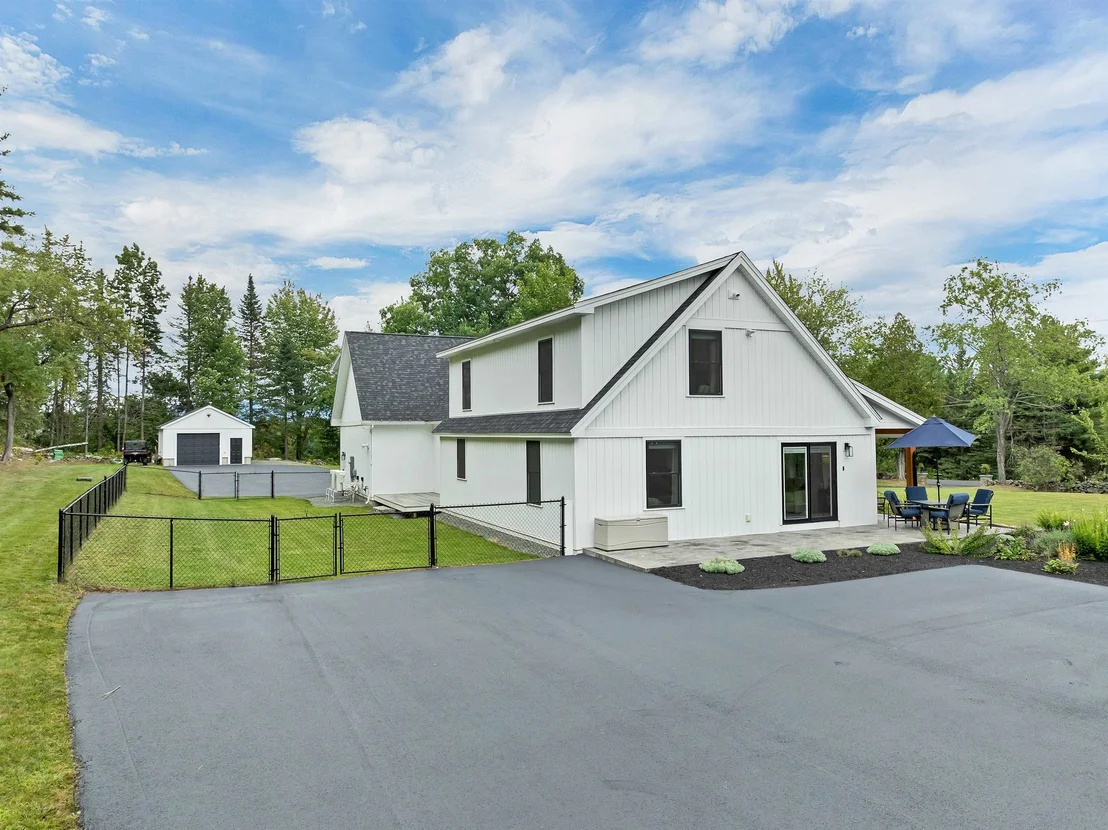 Photo of 329 Mountain View
