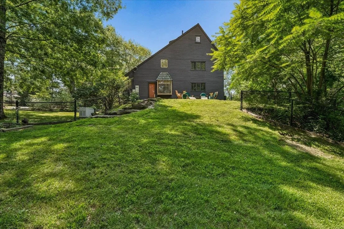 Photo of 14 Walnut Hill