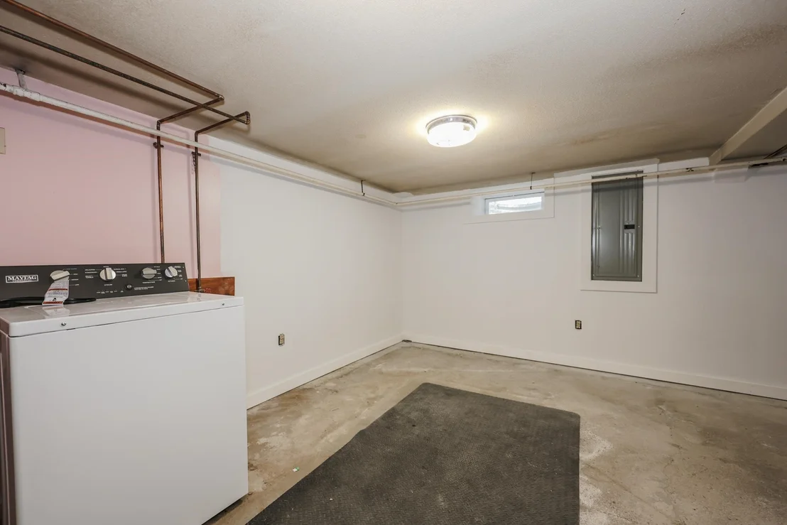 Photo of 401 Broad