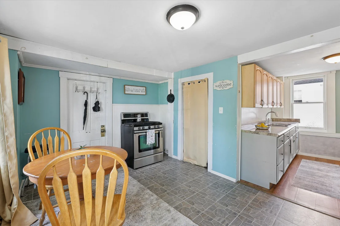Photo of 47 N Spring