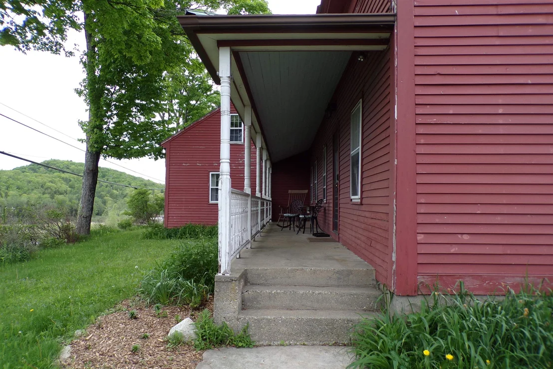 Photo of 658 Main