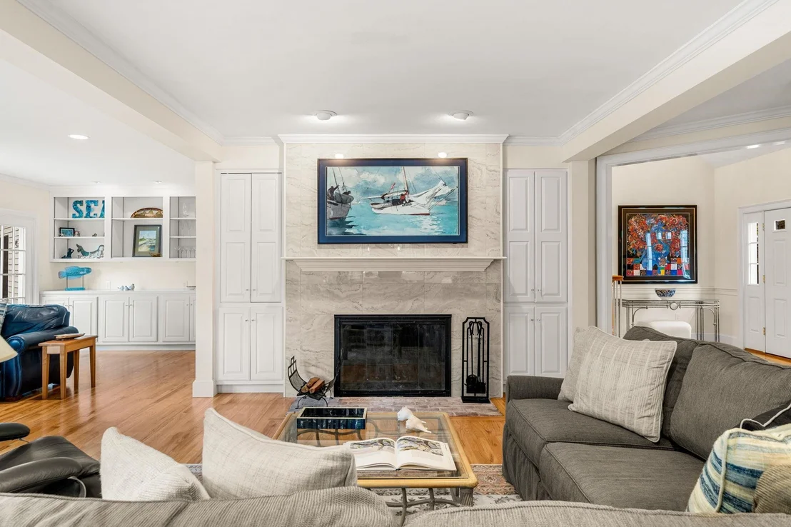 Photo of 21 Garland