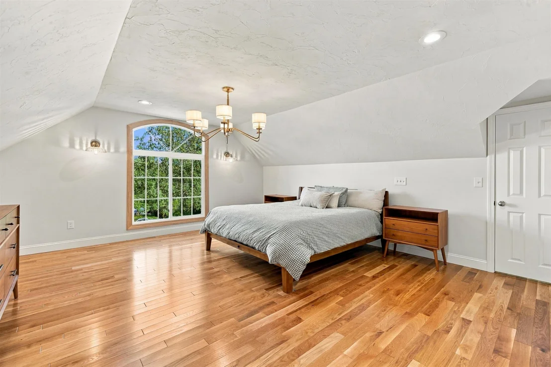 Photo of 13 Longview