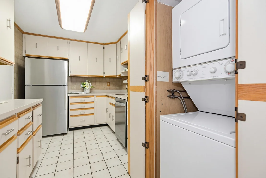 Photo of Unit 21 at 33 Spit Brook