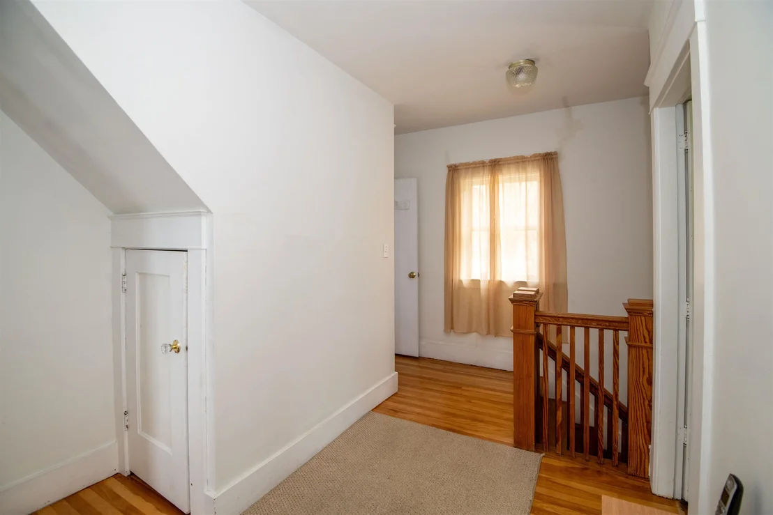 Photo of 98 Circle