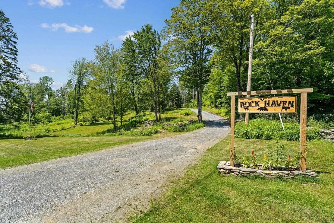 Photo of 515 Shattuck Hill