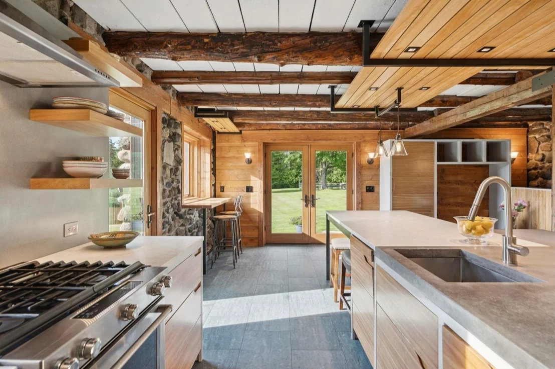 Photo of 4626 Elmore Mountain