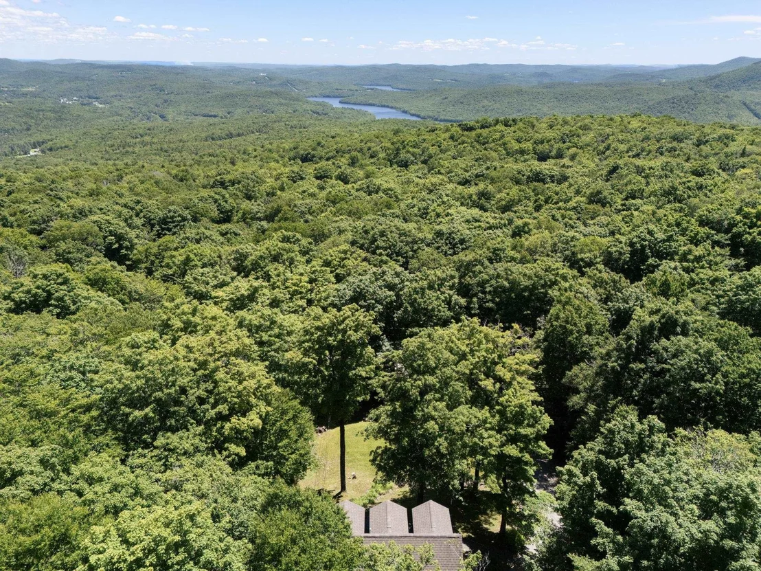 Photo of 7 Lightning Ledge