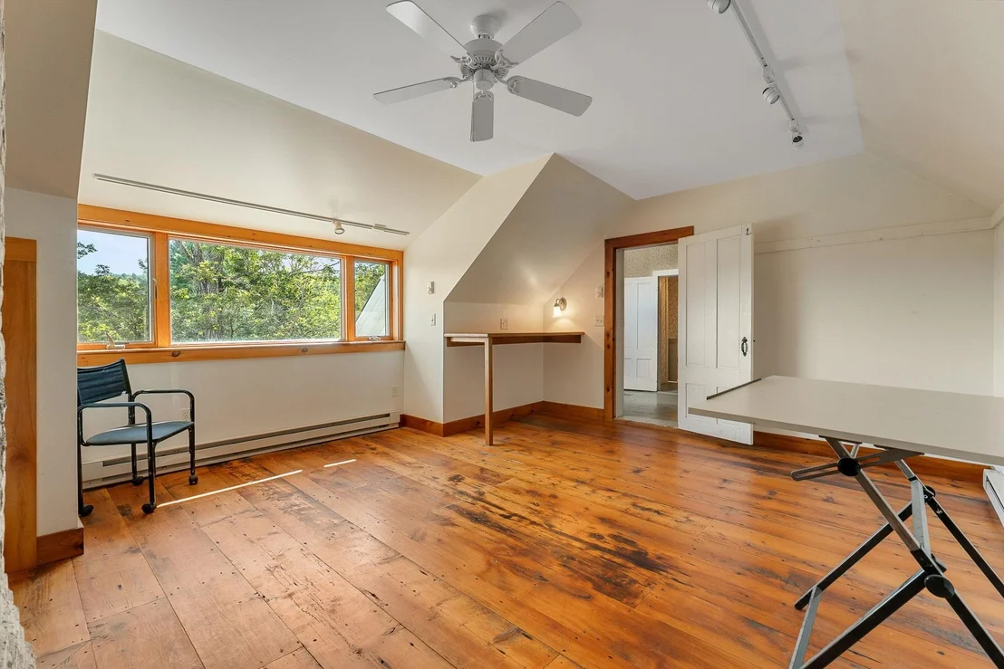 Photo of 373 Perham