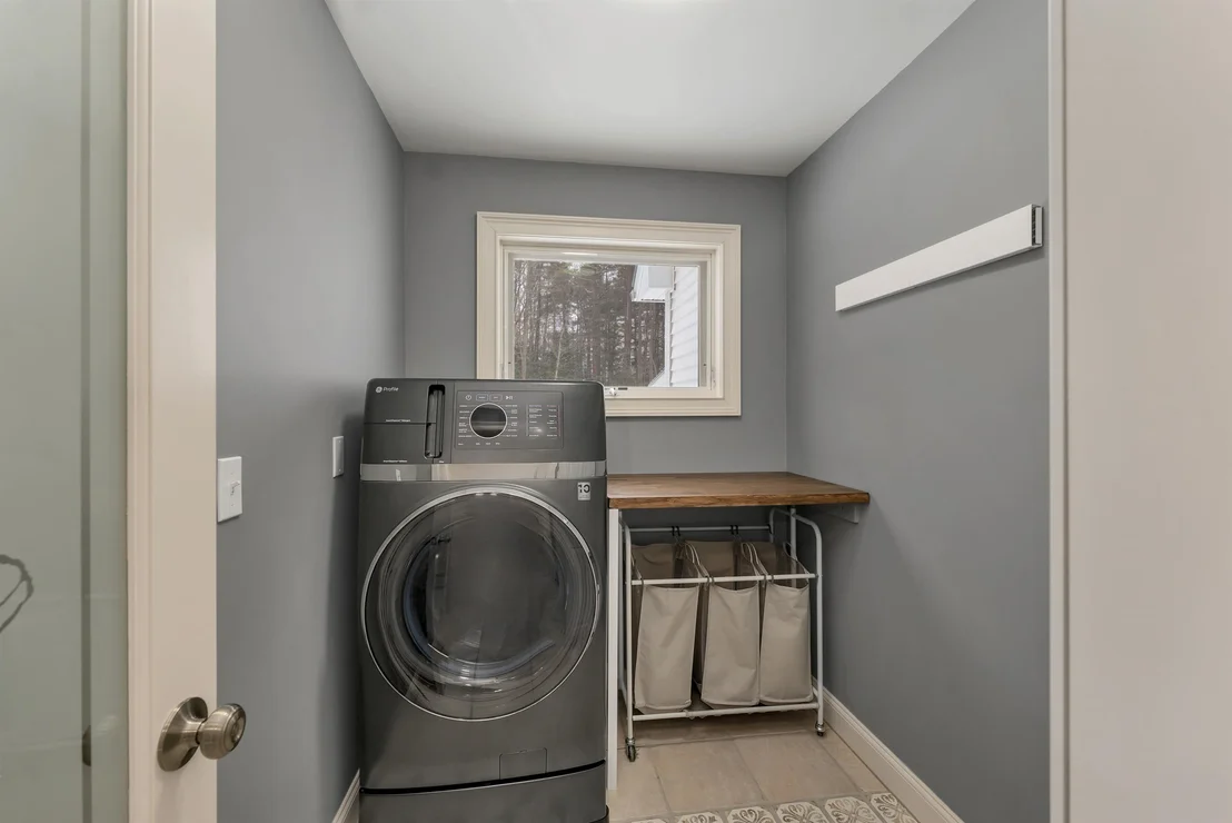 Photo of 37 Allen