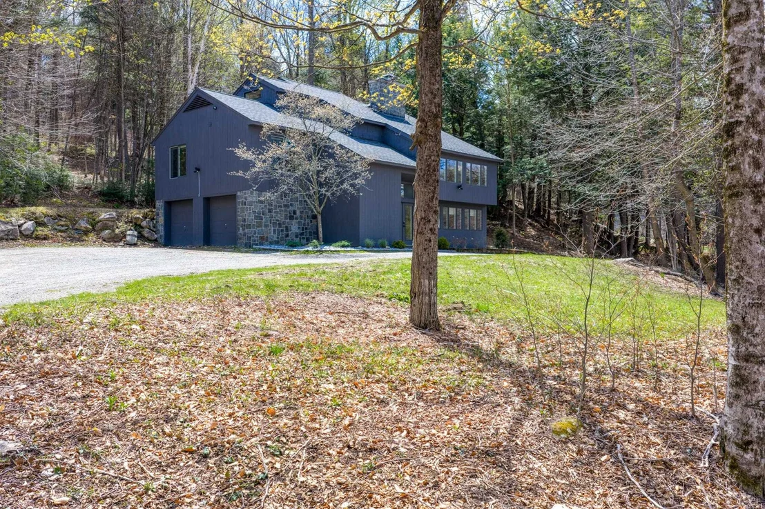 Photo of 19 Maple Hill