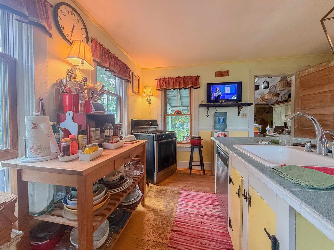 Photo of 31 Amerio