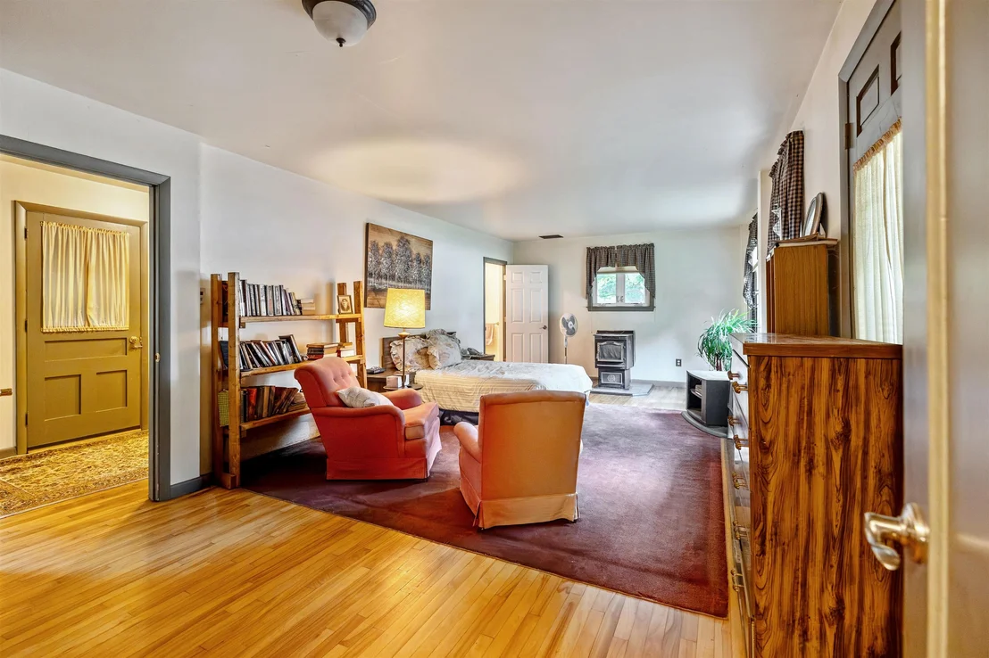 Photo of 295 Main