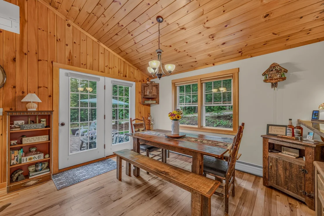 Photo of 32 Stoney Brook