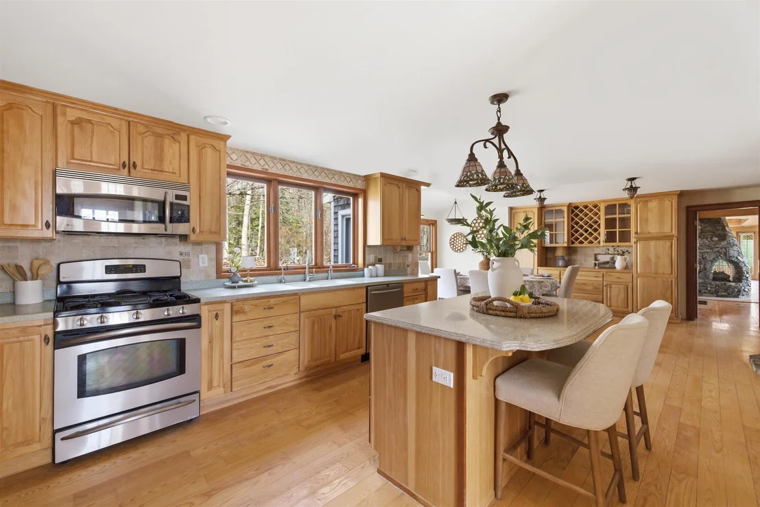 Photo of 40-40A Pine Hill