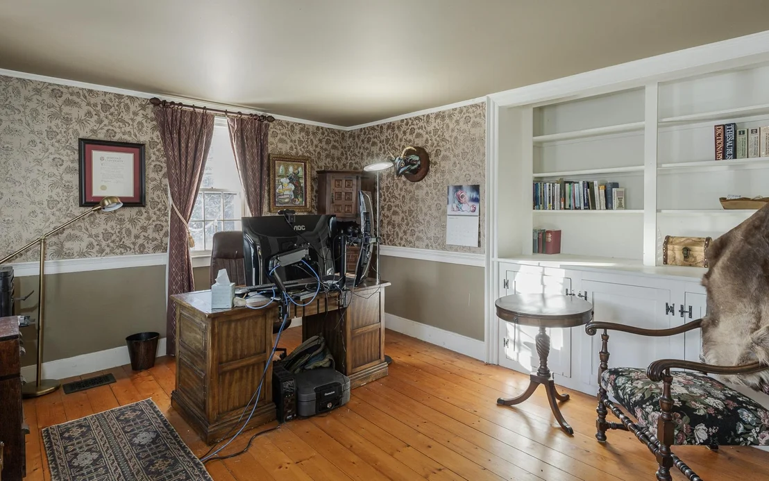 Photo of 658 Main
