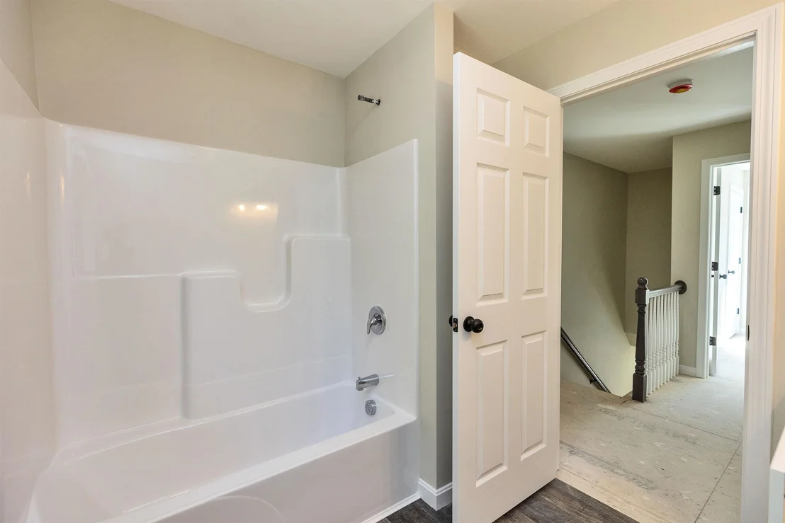 Photo of 32 Deerpoint