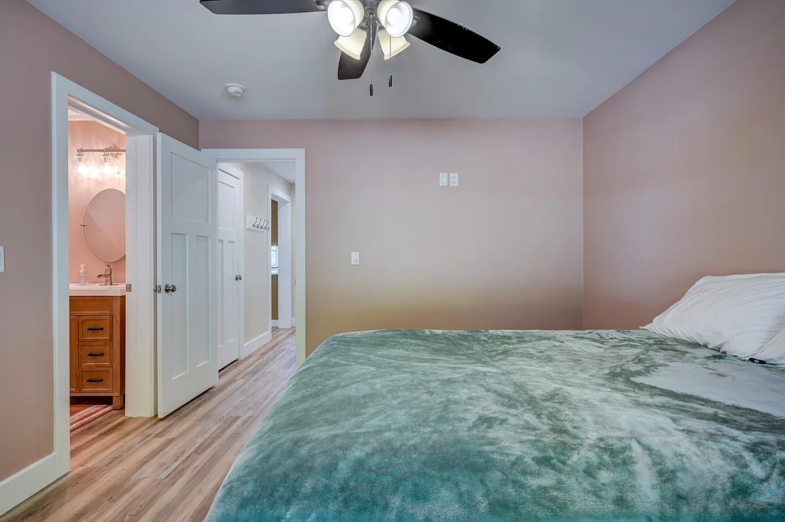 Photo of 123 Skyline