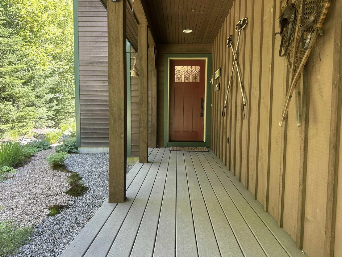 Photo of 42 Cascade Ridge