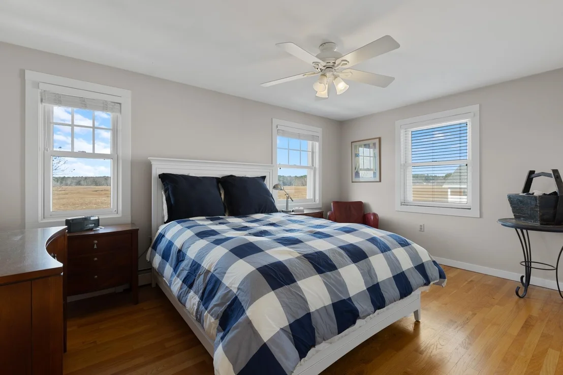 Photo of 1643 Ocean