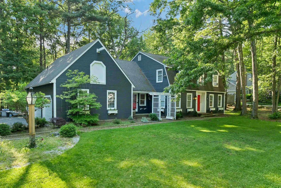 Photo of 9 Meadowview