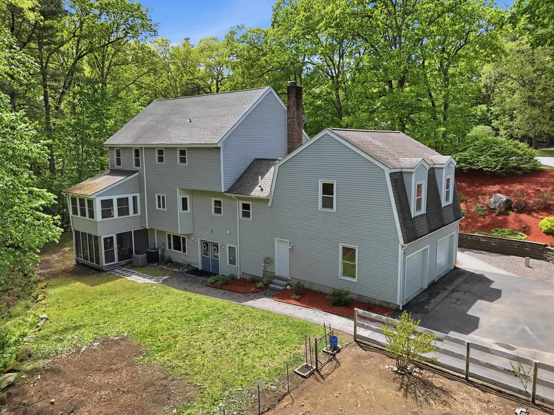 Photo of 7 Stony Point