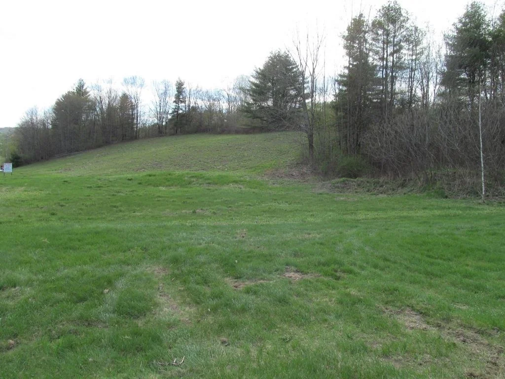 Photo of 550 NH Route 11-103