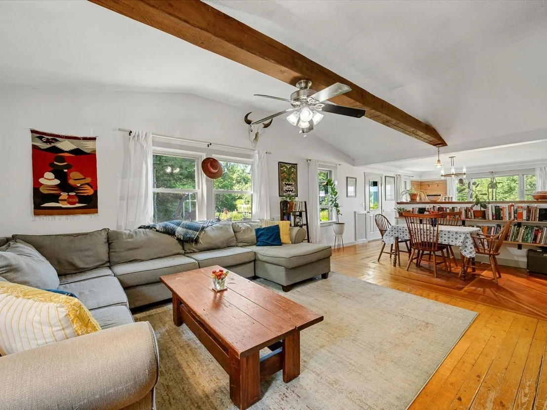 Photo of 1290 Beaver Meadow