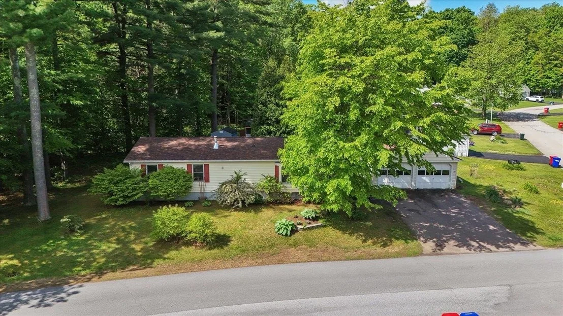 Photo of 107 Williston Woods