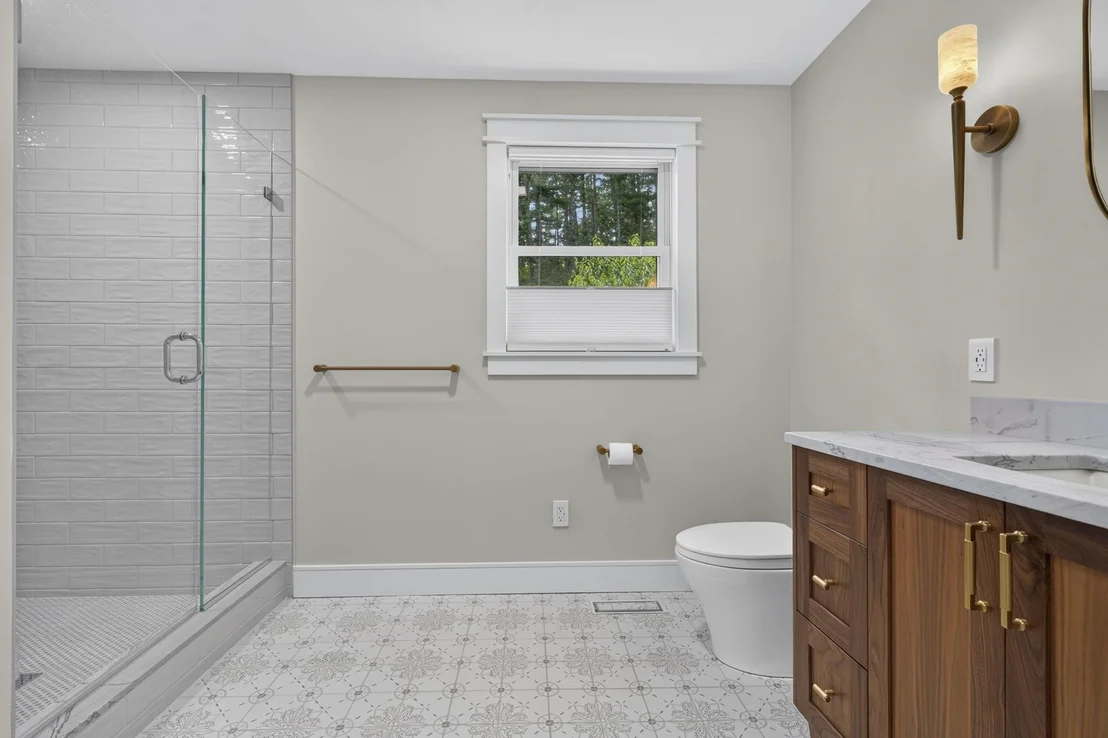 Photo of 4 Taconic