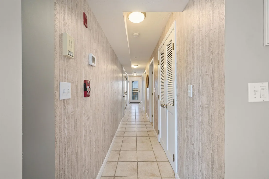 Photo of Unit 1 at 605 Ocean
