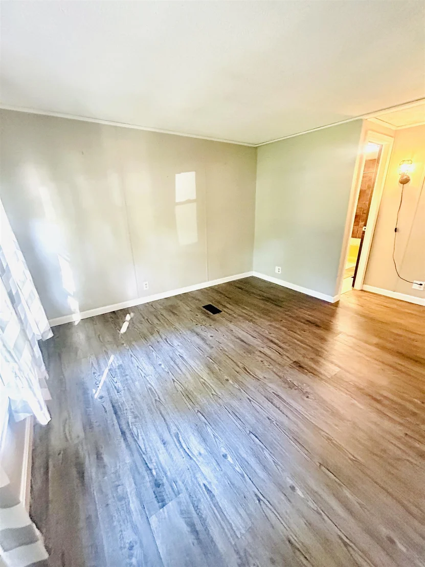 Photo of 7 Hemlock