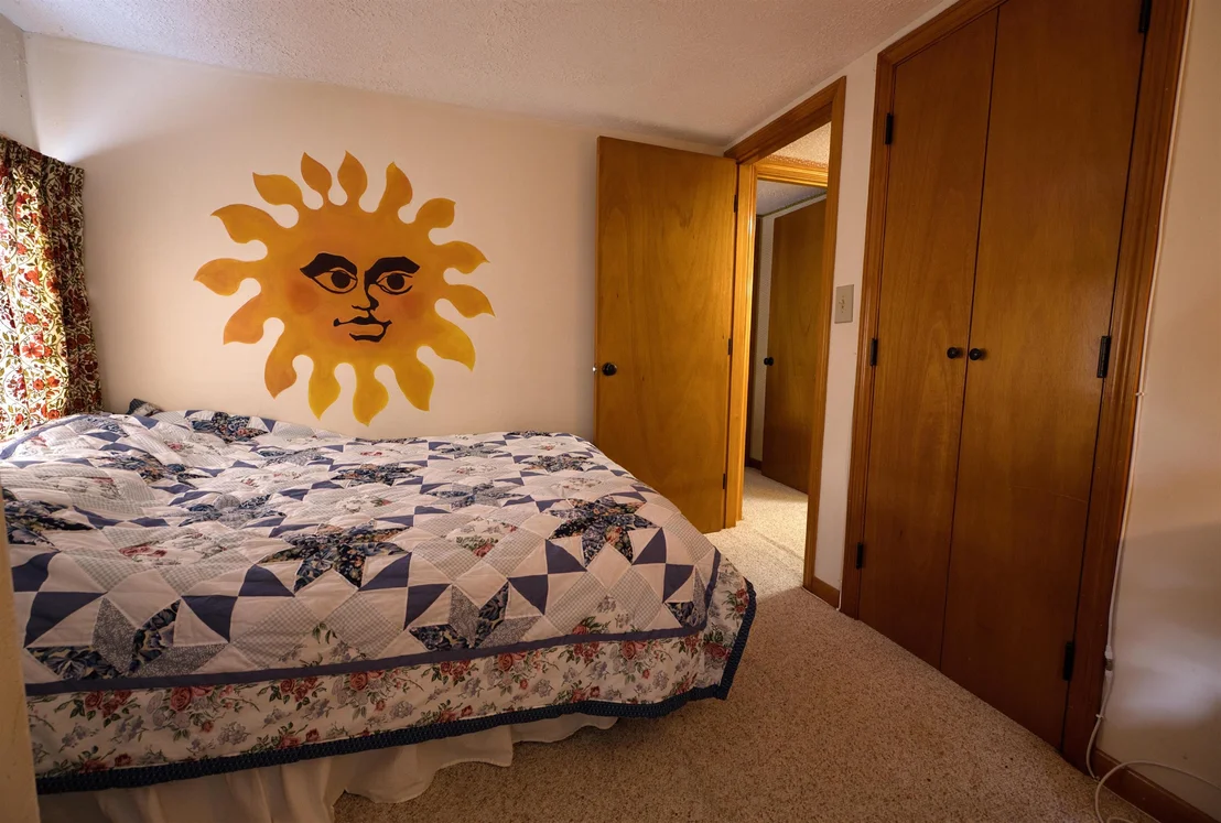 Photo of 463 Huckins