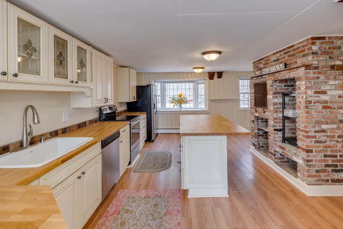 Photo of 60 Winona