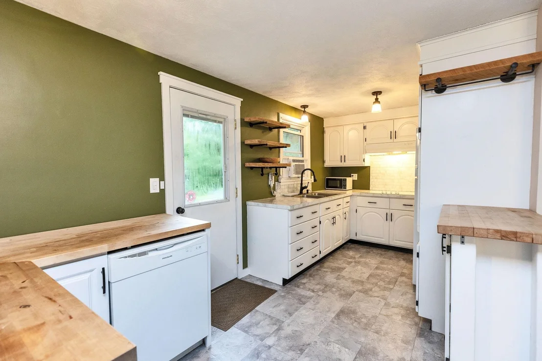 Photo of 17 Maple