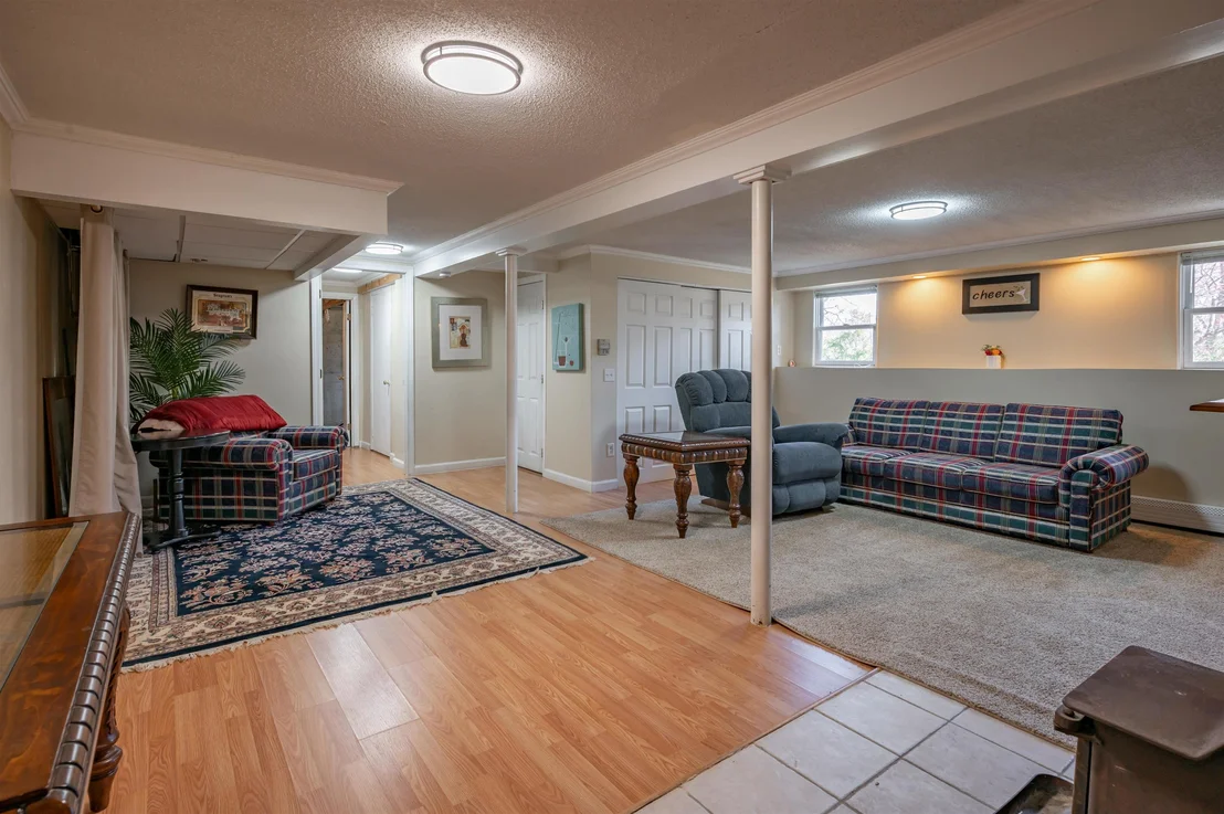 Photo of 103 Jay