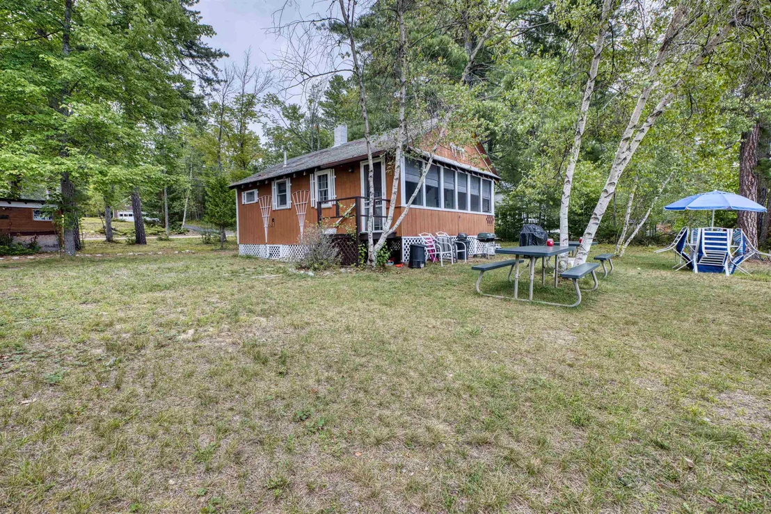 Photo of 463 Huckins