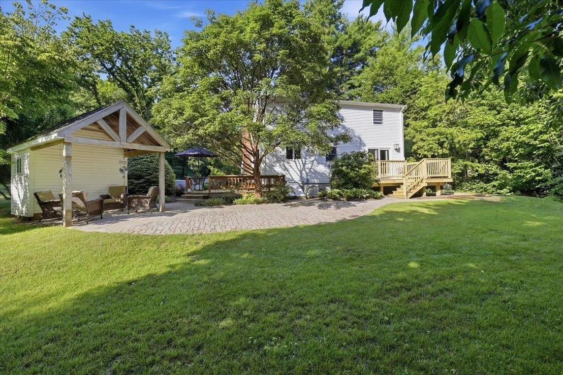 Photo of 16 Lakeview