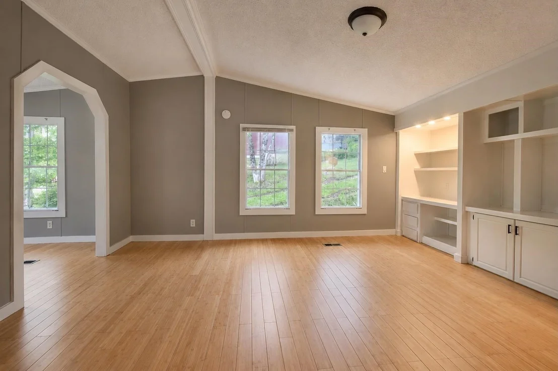 Photo of 7906 Main