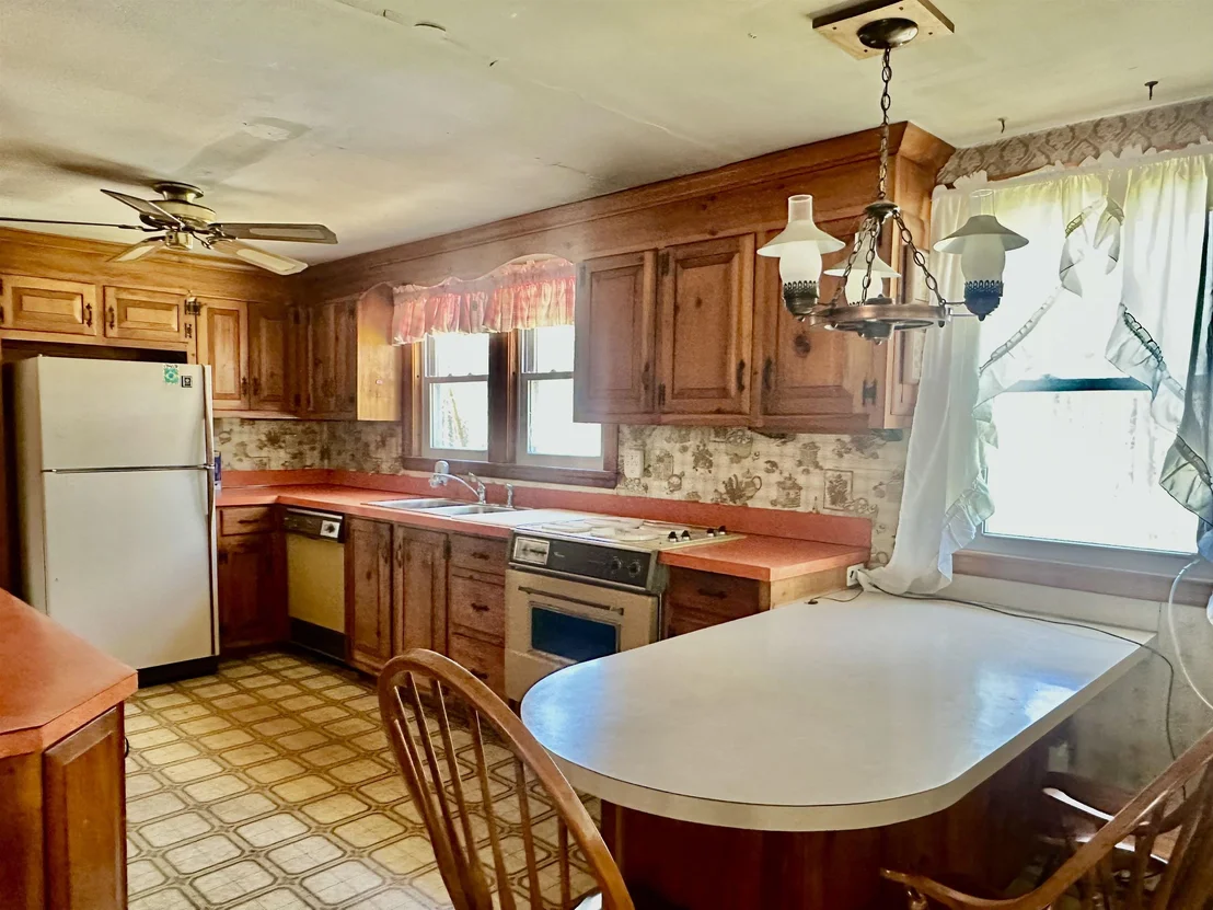 Photo of 1188 Valley