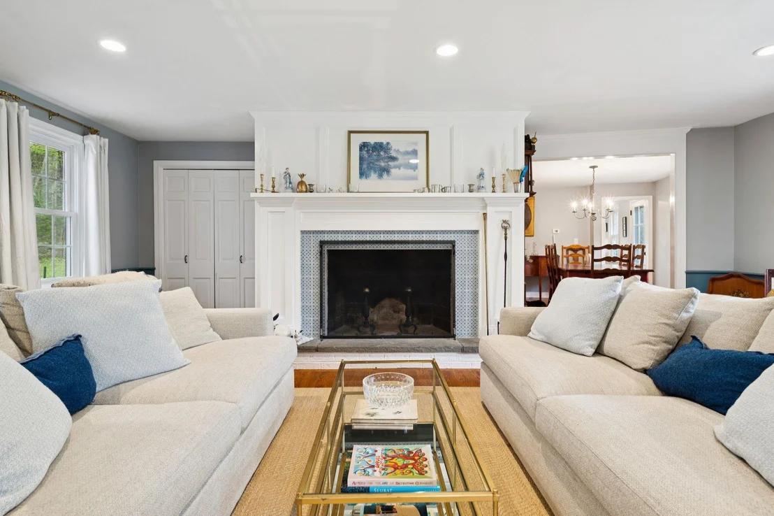 Photo of 12 Hemlock