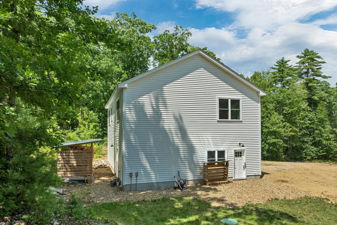 Photo of 24 Brackett