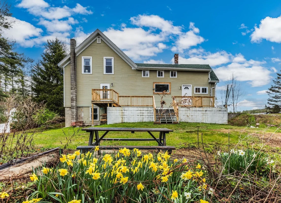 Photo of 1685 Dover