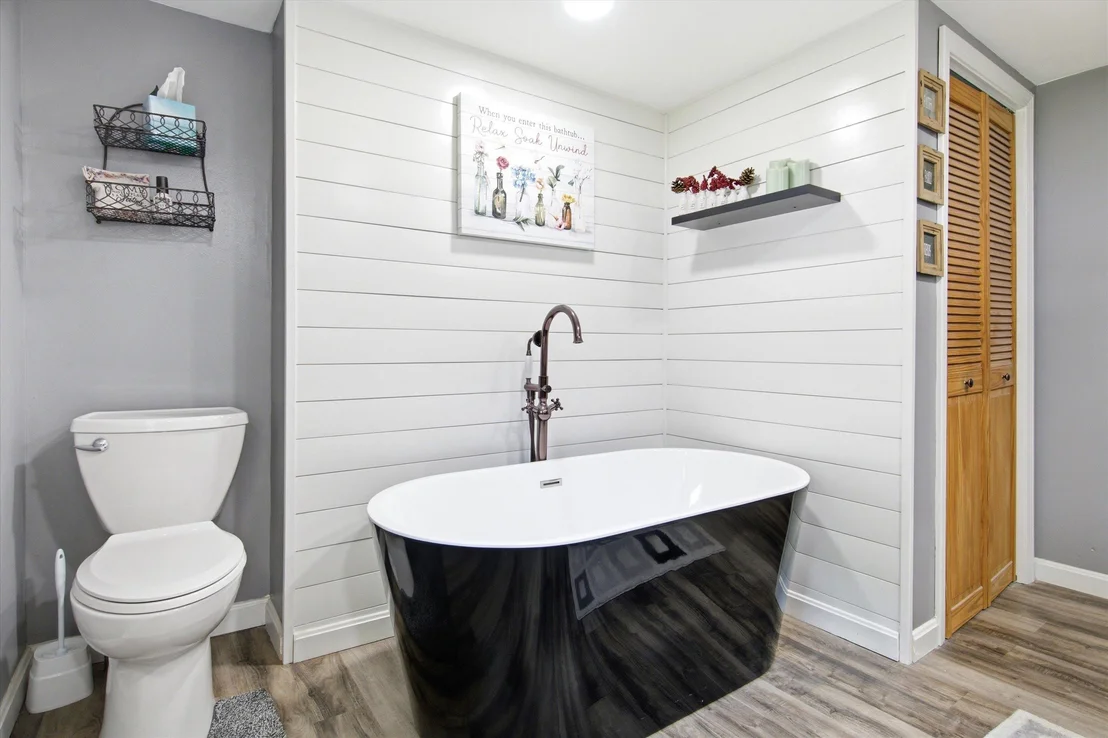 Photo of 30 Danis Park