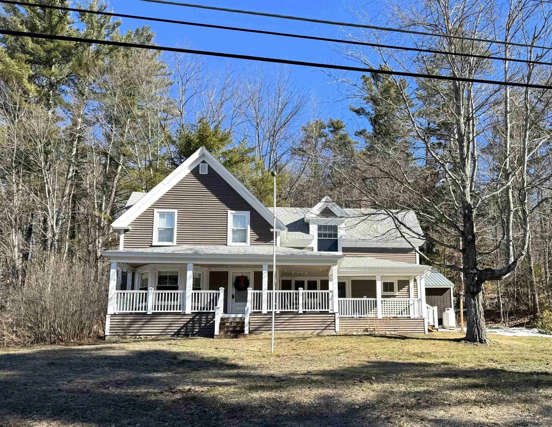Photo of 424 Intervale Cross