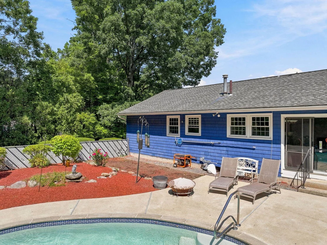 Photo of 12 Deerhaven