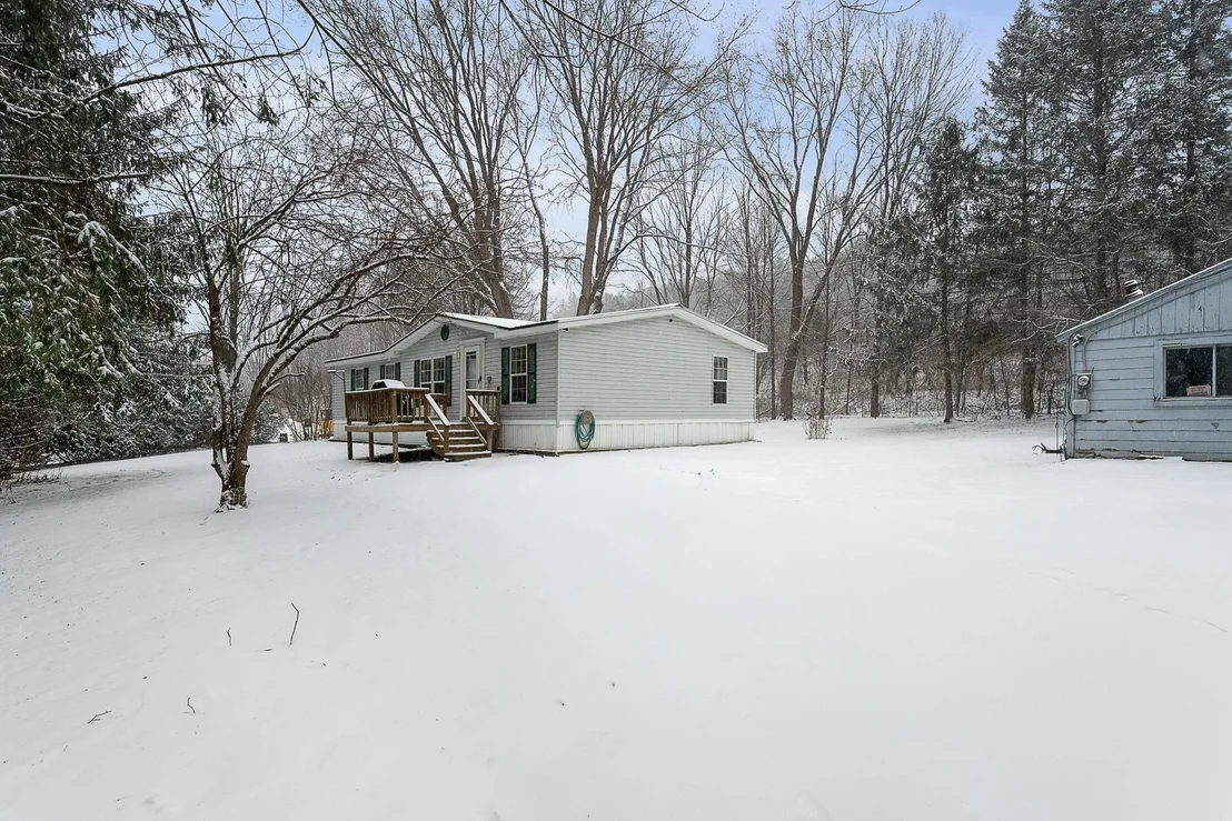 Photo of 1450 US Route 2