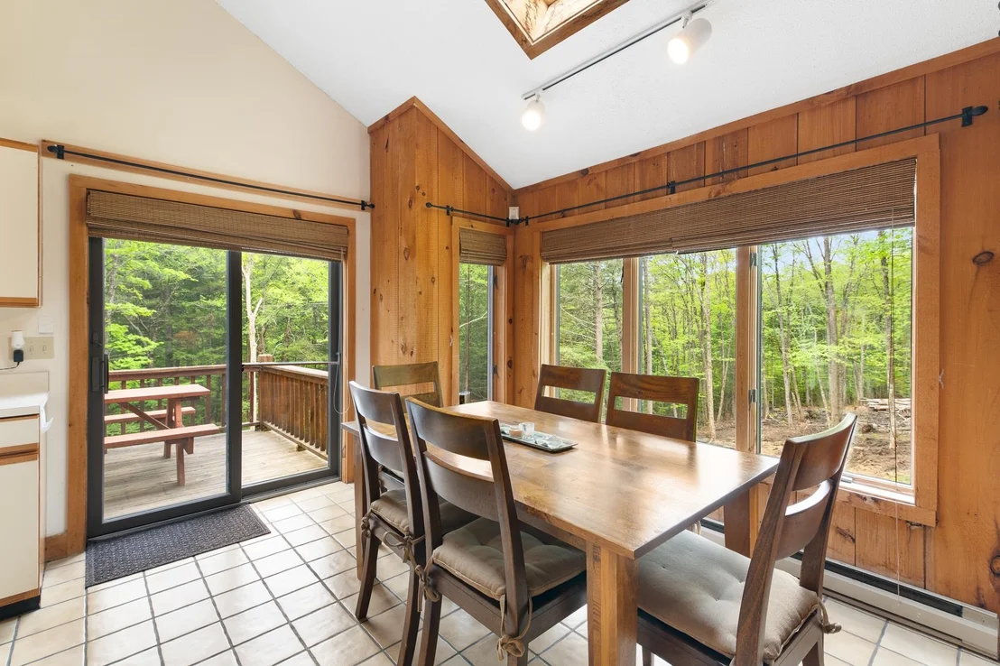 Photo of 34 Ellis Brook
