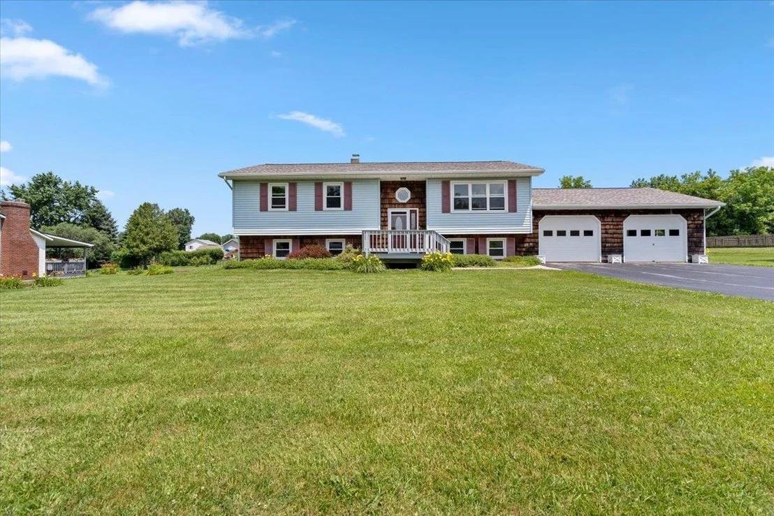 Photo of 17 Meadowbrook