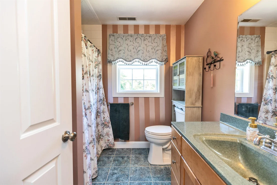 Photo of 230 Hoit